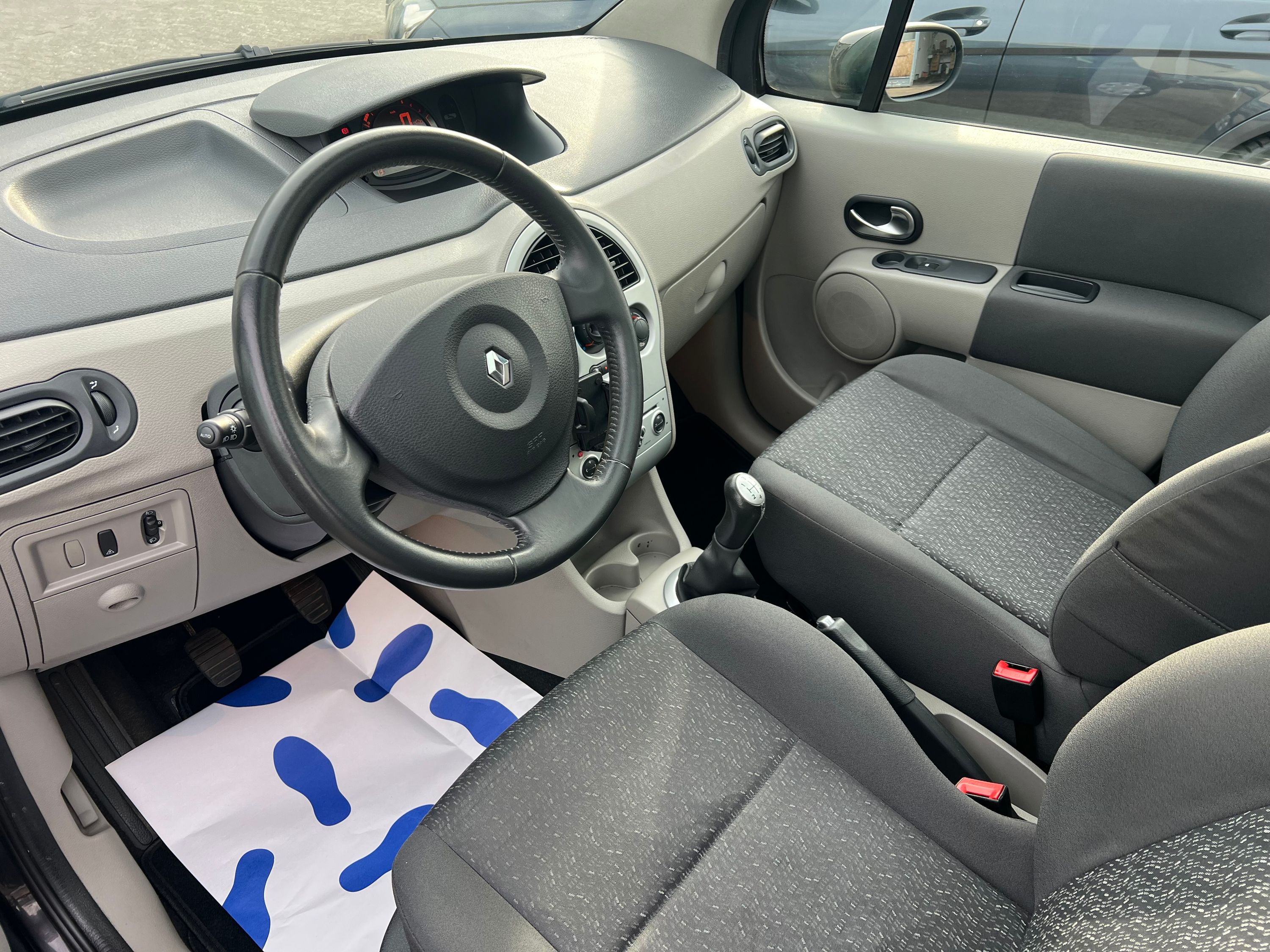 RENAULT Modus Bild 4