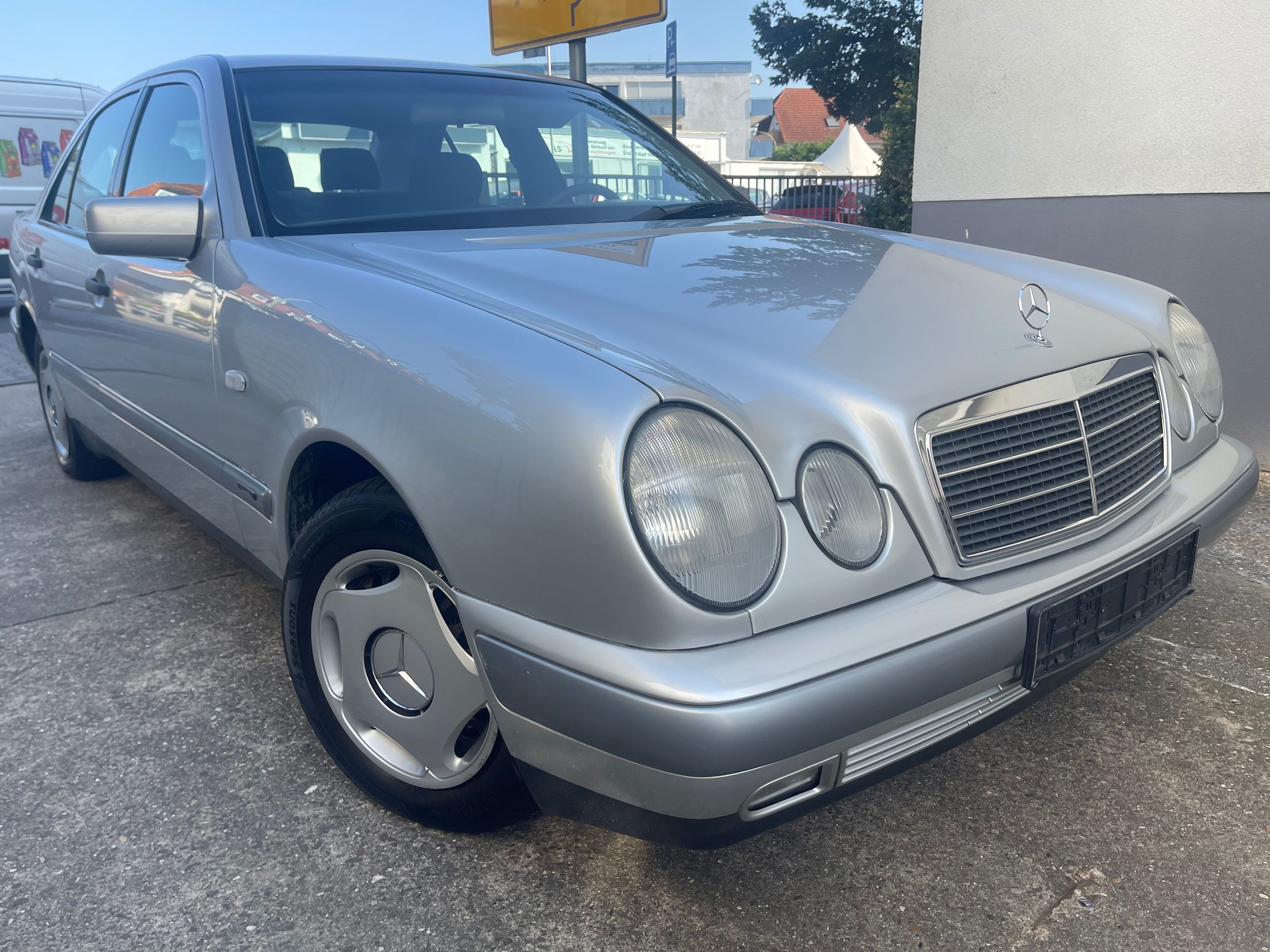 E 200 Lim *Classic *Rostfrei *Techn. Einwfr. Bild 5