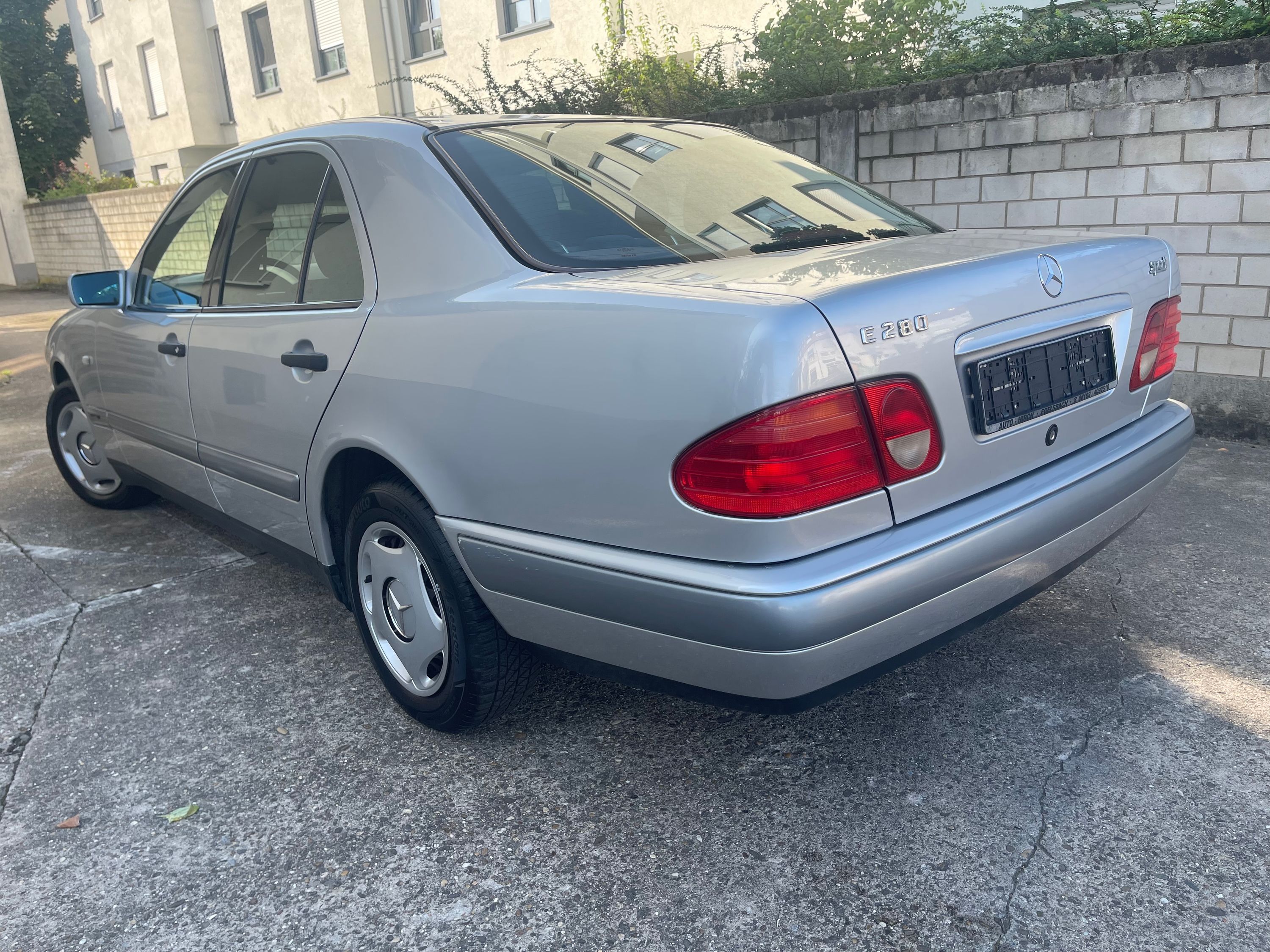 E 200 Lim *Classic *Rostfrei *Techn. Einwfr. Bild 9