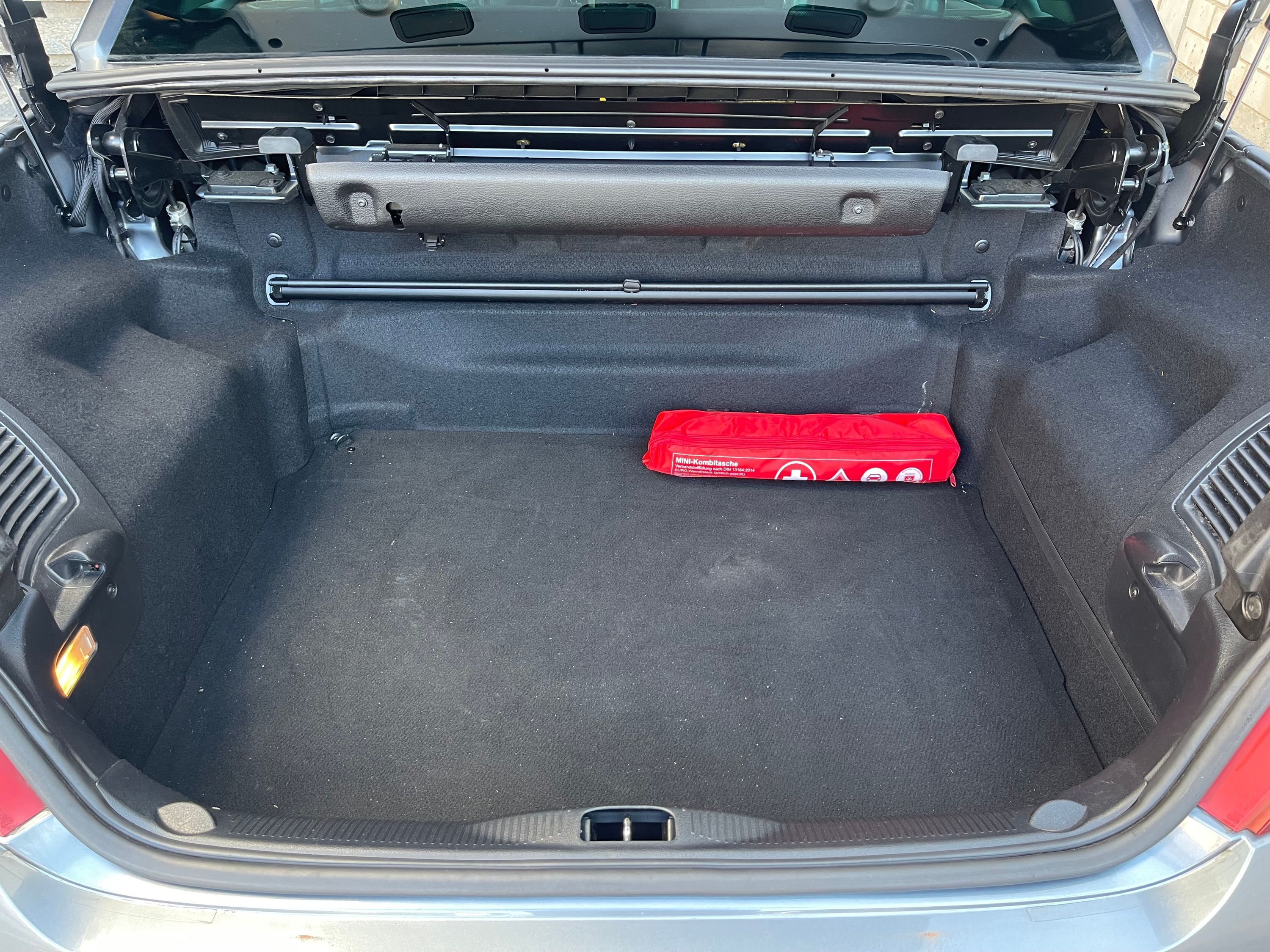 PEUGEOT 207 Bild 14